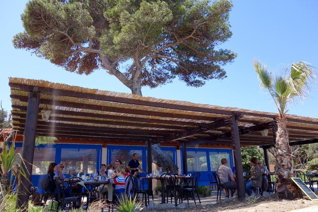 Air Sport Soleil Hotel Hyeres Exterior photo